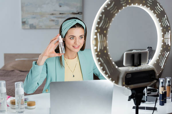 10 Steps to Get Your First Influencer Marketing Campaign Underway 10 Steps to Get Your First Influencer Marketing Campaign Underway | LMS Solutions