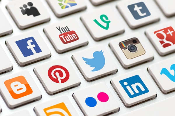 8 Ways Your Company Can Get B2B Social Media Right 8 Ways Your Company Can Get B2B Social Media Right | LMS Solutions Inc